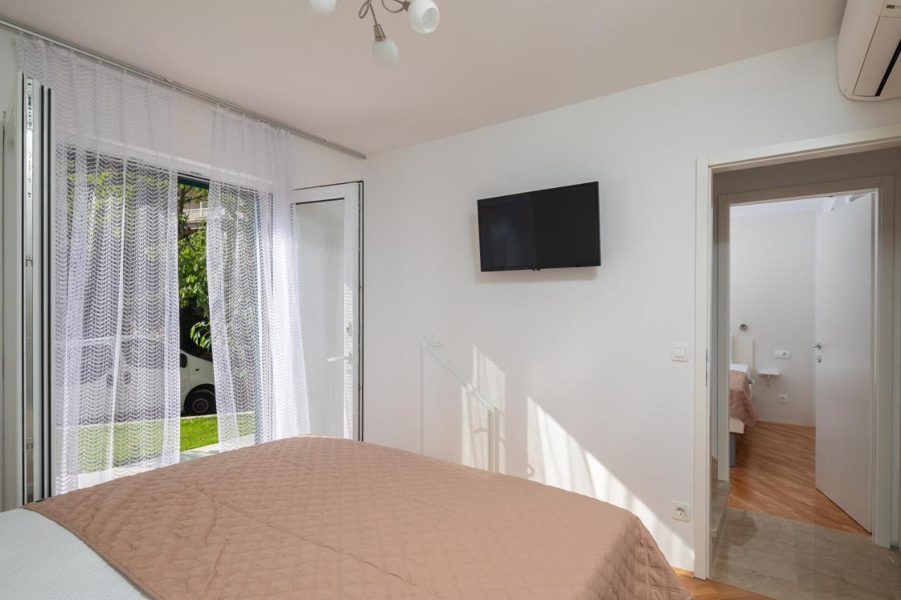 Villa Leoma With Heated Pool Marusici  Zewnętrze zdjęcie