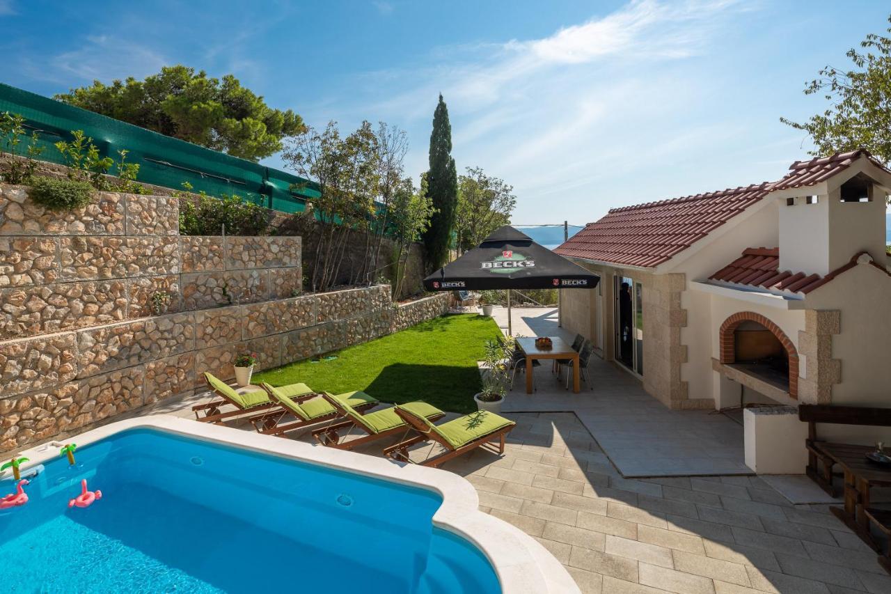Villa Leoma With Heated Pool Marusici  Zewnętrze zdjęcie
