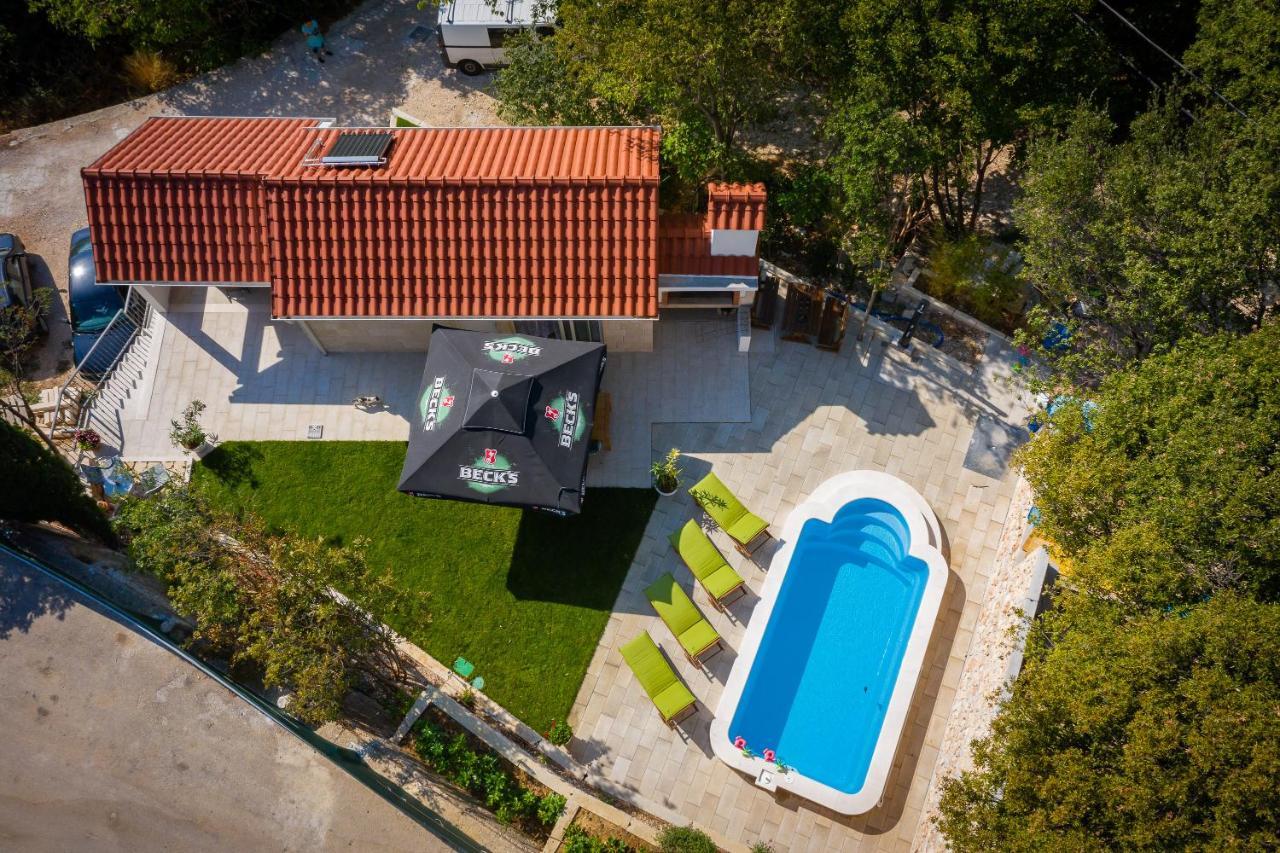 Villa Leoma With Heated Pool Marusici  Zewnętrze zdjęcie
